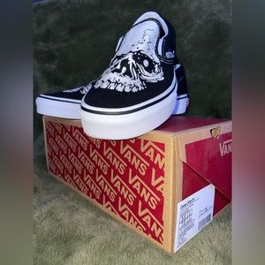 Vans TM Glow Skull